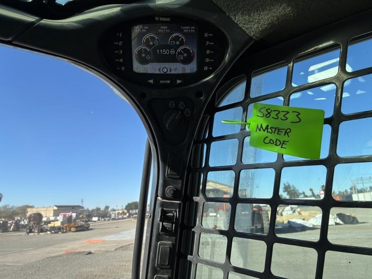 2018-bobcat-s650-image-19