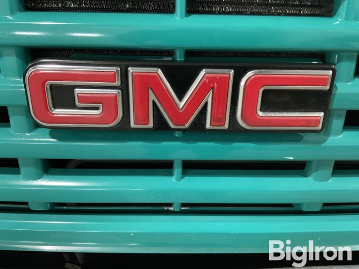 2003-gmc-topkick-image-11