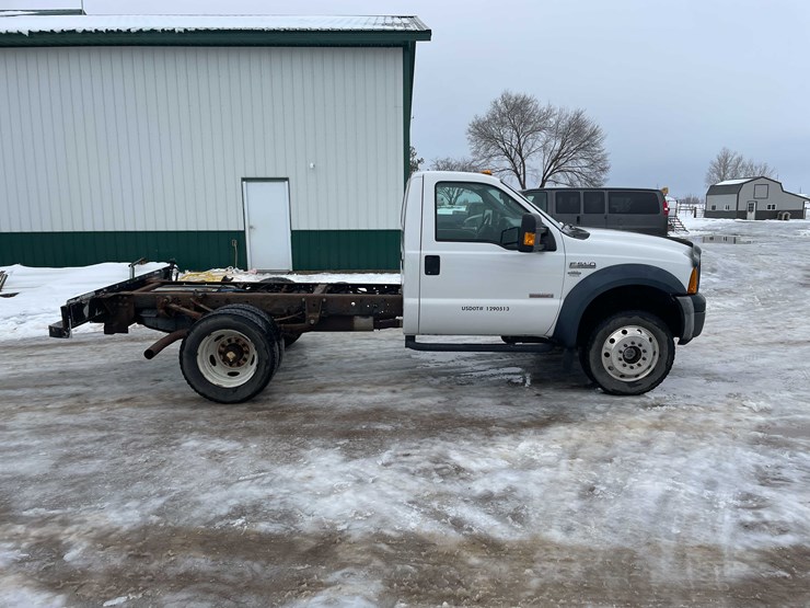 2006-ford-f550-xl-image-6