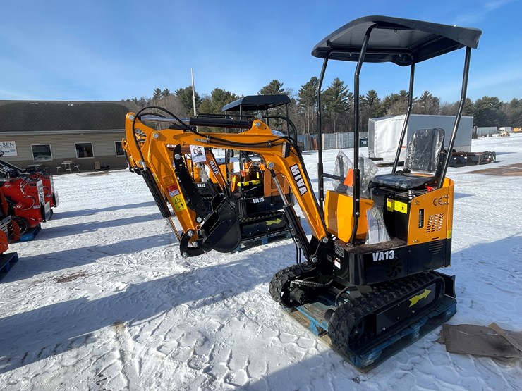 #136-•-miva-va13-mini-excavator-(mosinee,-wi)-image-9