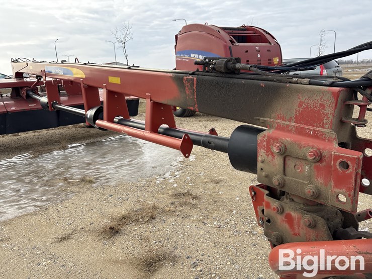 2011-new-holland-h7460-image-14