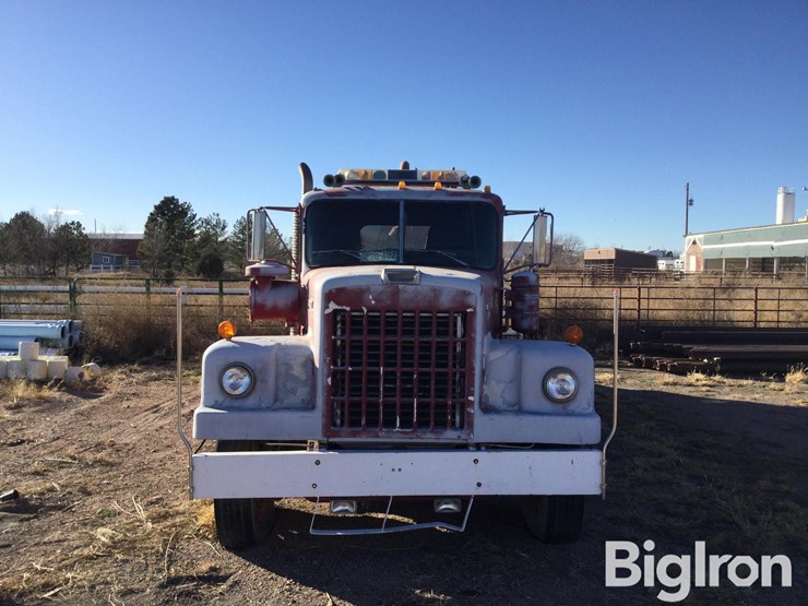 1970-white-4000-image-2