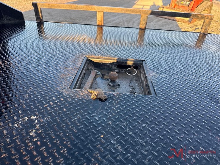 2017-ford-f350-xl-image-11