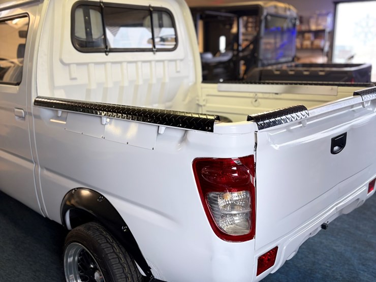 #332-•-2011-vontager-2x4-(has-wi-title)-(clintonville,-wi)-image-5