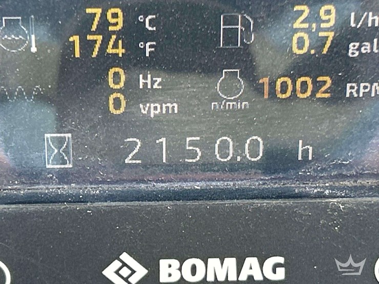 2019-bomag-bw211d-5-image-6