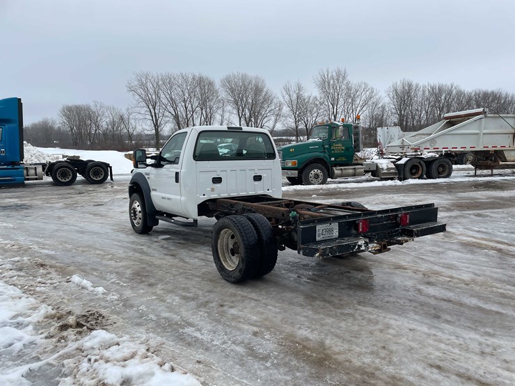 2006-ford-f550-xl-image-3