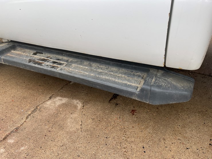 #330-•-2012-f350-super-duty-cab-and-chassis-pickup-(has-wi-title)(custer,-wi)-image-11