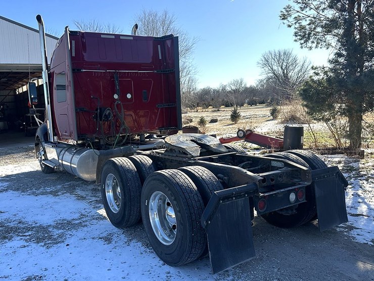 2016-international-prostar-image-3