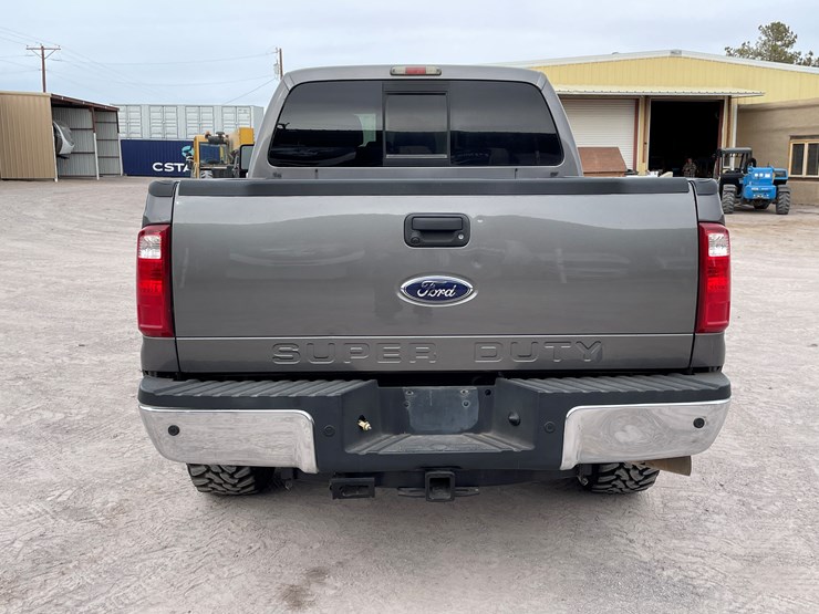 2011-ford-f250-lariat-image-6