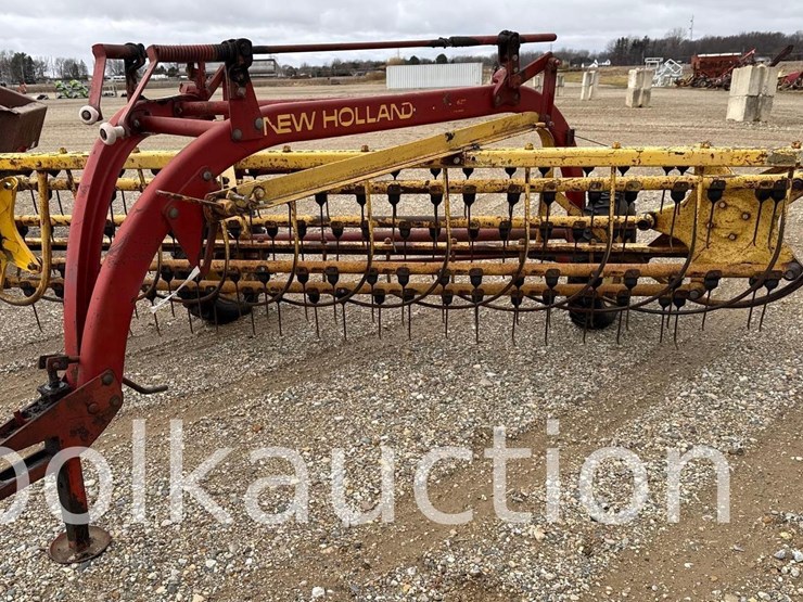 new-holland-258-image-1