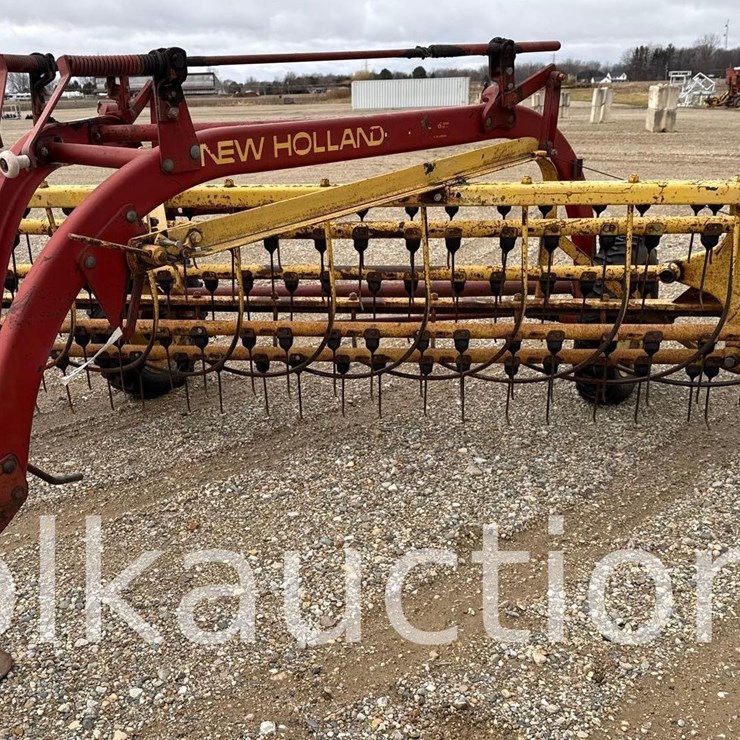 NEW HOLLAND 258