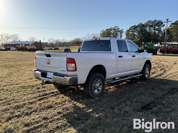 2022-ram-2500-hd-image-5