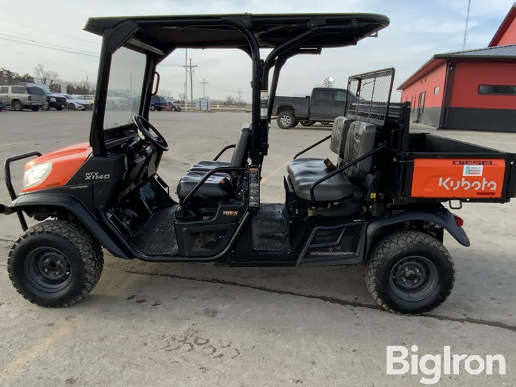 2023-kubota-rtvx1140-image-8