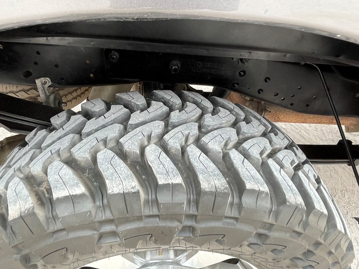 2011-ford-f250-lariat-image-16