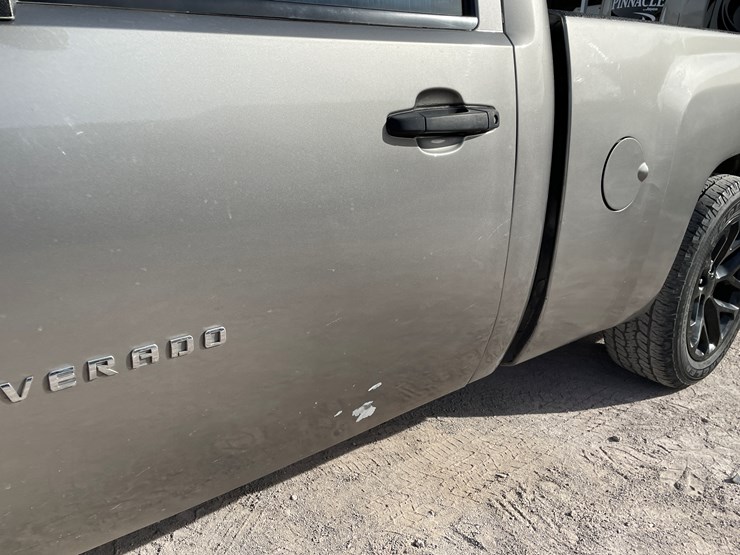 #104-•-2012-chevy-silverado-(salvaged-nm-title)-image-38