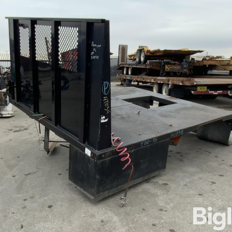 8' X 11' Metal Truck Body