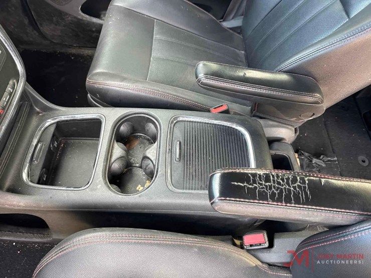 2019-dodge-grand-caravan-image-21