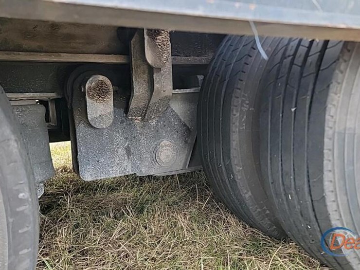 2015-globe-lowboy-image-14