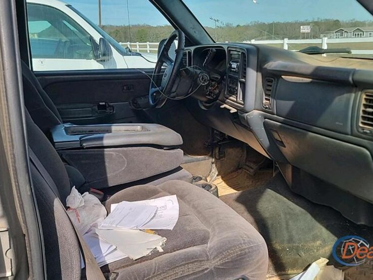 2001-chevrolet-2500hd-image-4