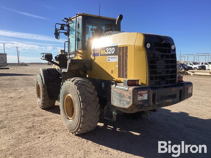 2022-komatsu-wa320-8-image-7