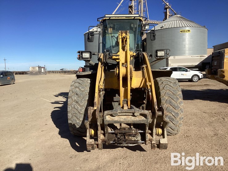 2022-komatsu-wa320-8-image-2