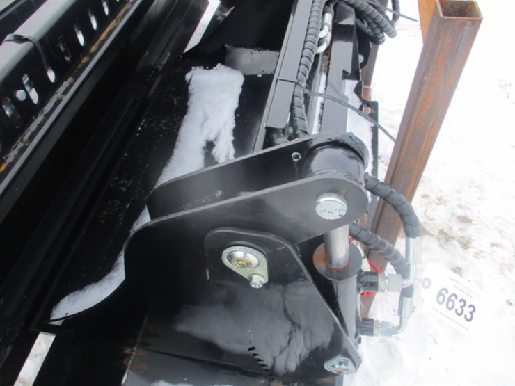 #6633-•-39"-mini-skid-steer-4-in-1-bucket-working-width:-39"bucket-volume:-396ibsworking-pressure:-16mpa-21mpa-image-3