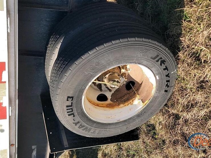 2016-great-dane-flatbed-image-11