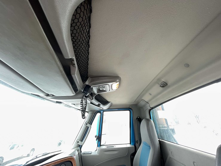 2014-international-prostar-image-76