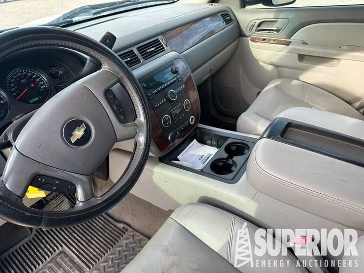 2014-chevrolet-2500-image-3