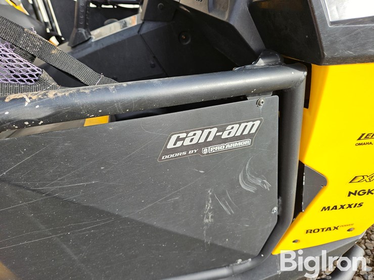 2013-can-am-maverick-xrs-1000r-4x4-utv-image-19