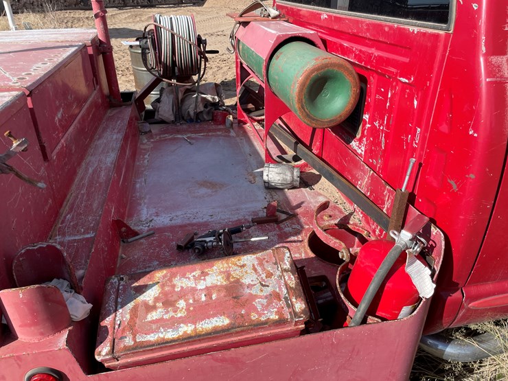 2004-dodge-3500-image-22