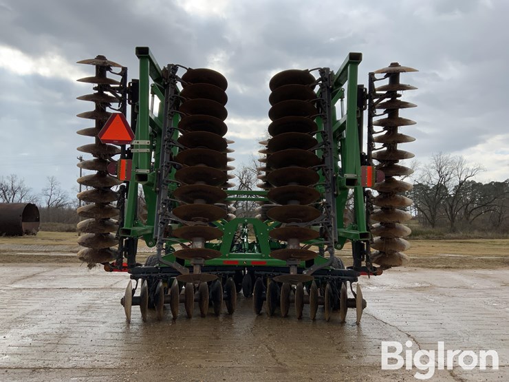 2022-john-deere-2633-image-6