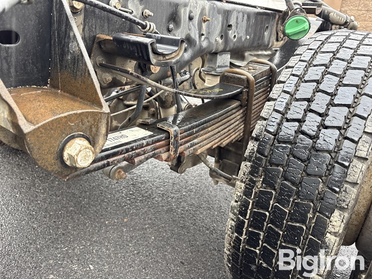 2016-ford-f550-xl-image-14