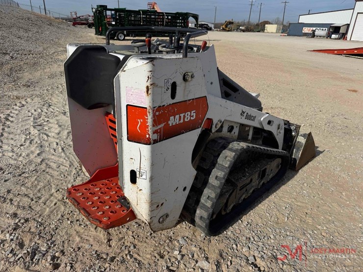 2018-bobcat-mt85-image-2