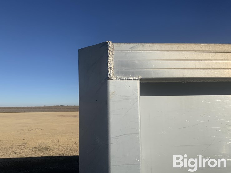 2008-cornhusker-08951-dump-body-image-10