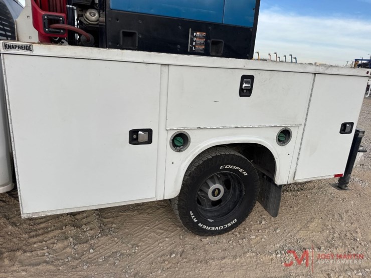 2016-chevrolet-silverado-3500-image-10