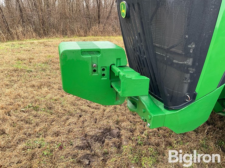 2021-john-deere-8r-340-image-16