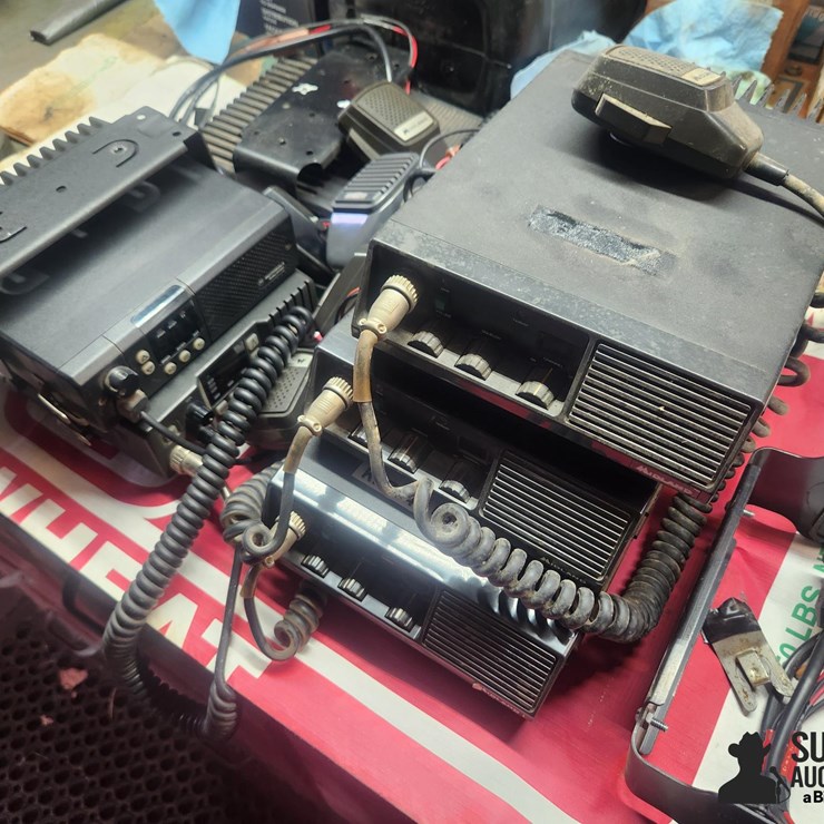 Assorted Business Band Radios