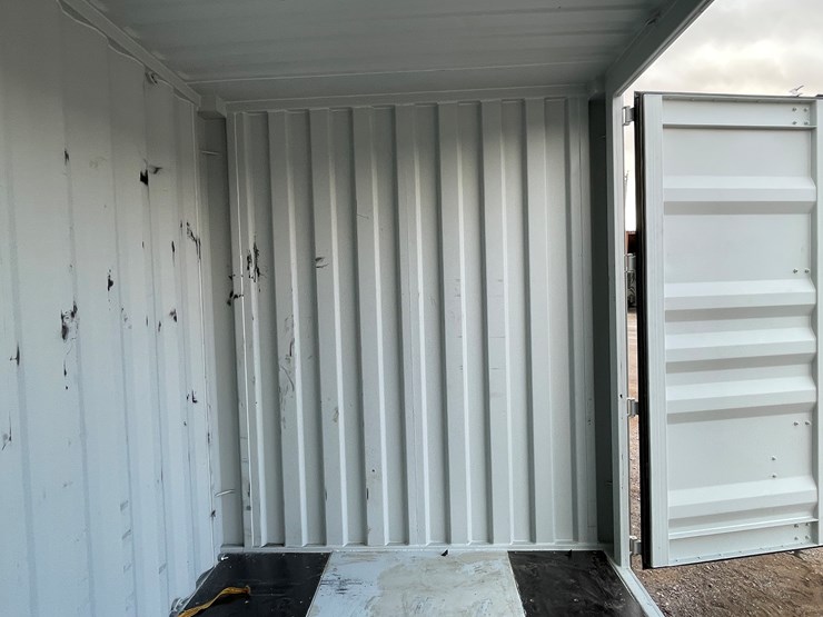 #200e-•-40'-container-image-38