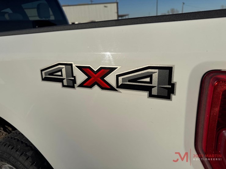 2020-ford-f250-xlt-image-9