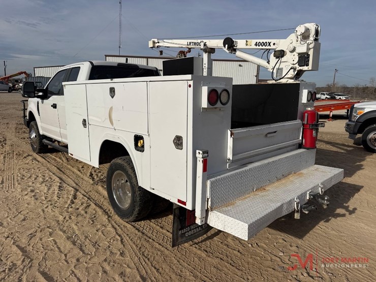 2018-ford-f350-xl-image-3