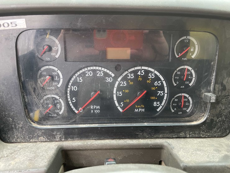 2004-caterpillar-c7-image-85