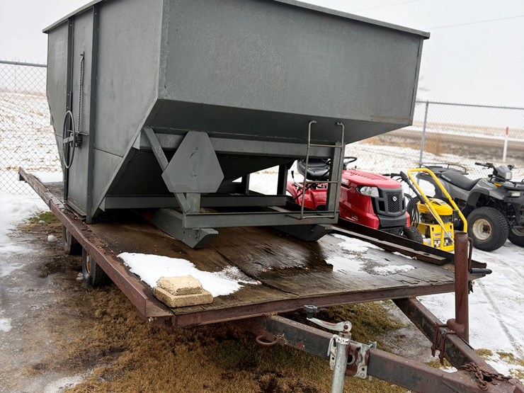 #374-•-trailer-&-gravity-box-(no-title)-(clintonville,-wi)-image-3