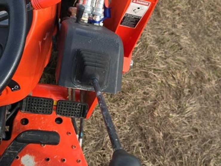 kubota-l3200-image-19