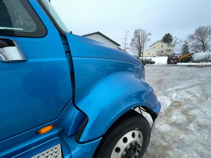 2014-international-prostar-image-21