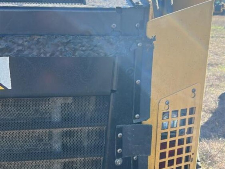 2017-caterpillar-277d-image-10