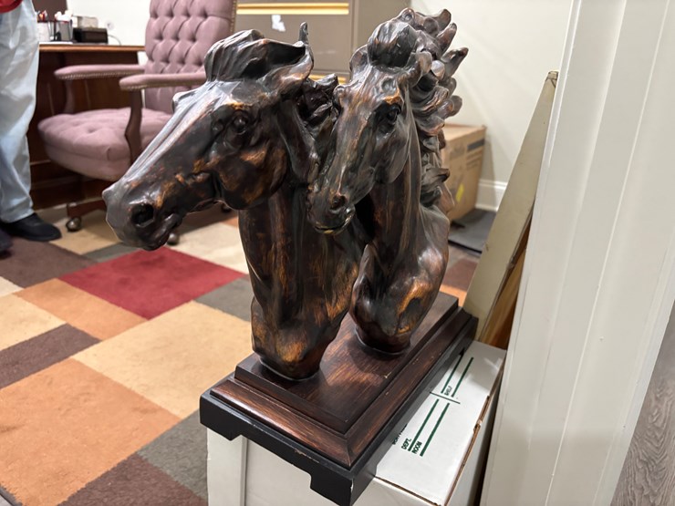 #201-•-equestrian-art-print-and-sculpture-image-3