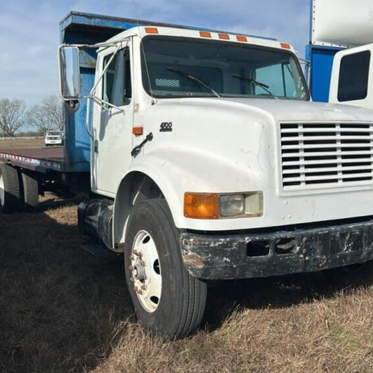 1998 INTERNATIONAL 4700