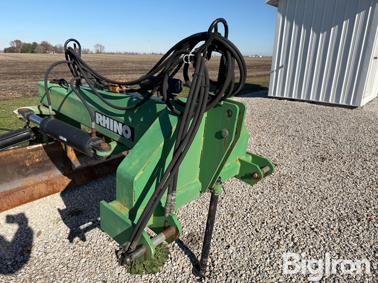 2008-rhino-2500-image-19