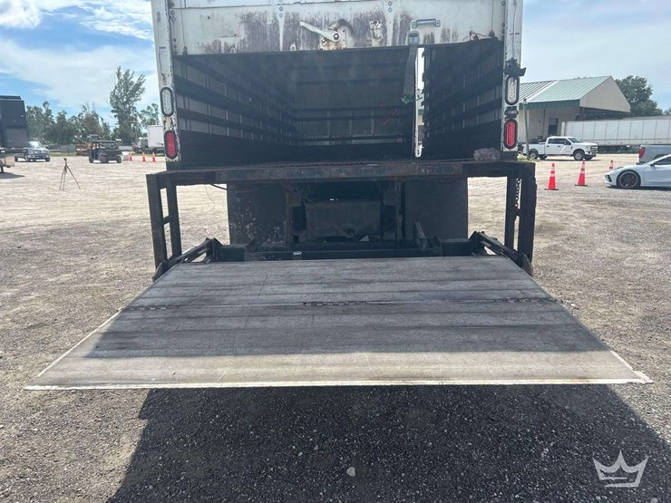 2019-international-durastar-4300-image-21